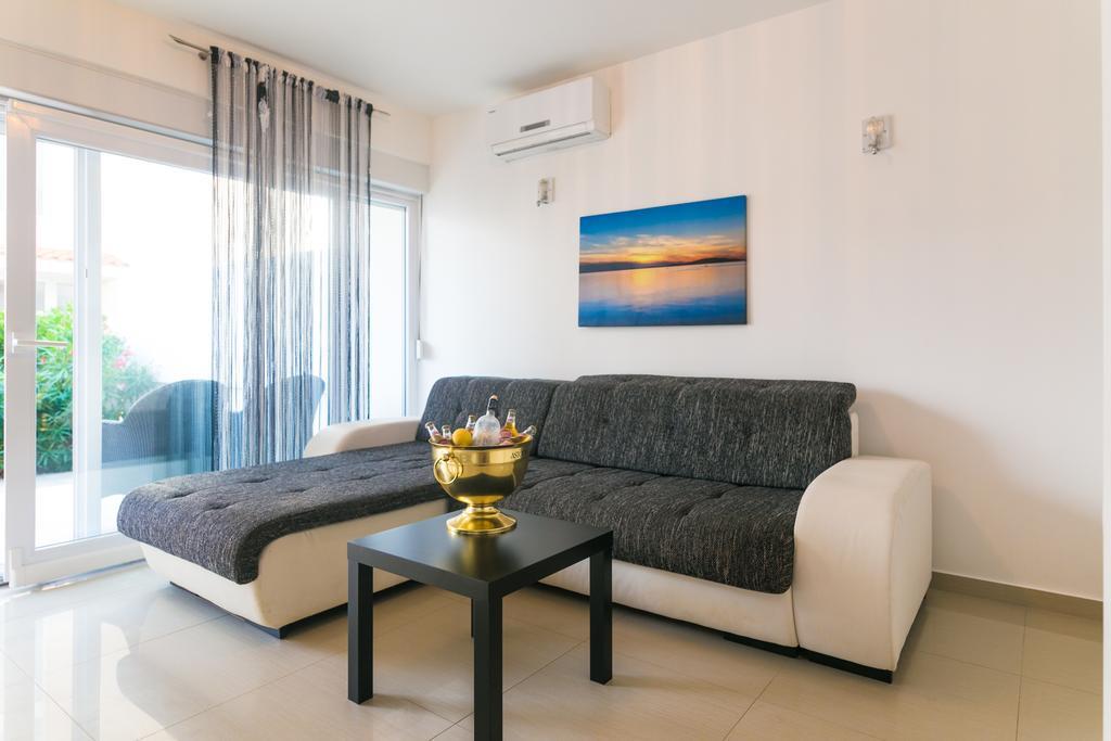 Villa Tina Новаля Екстер'єр фото